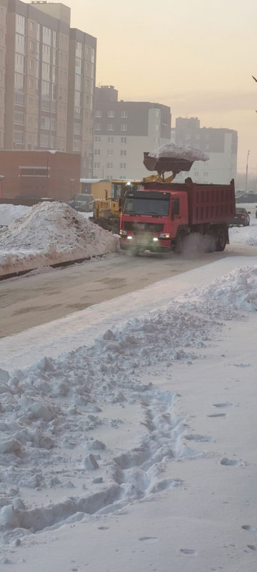 Идет уборка снега